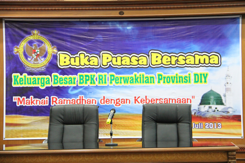 Buka Puasa Bersama Keluarga Besar BPK RI Perwakilan Provinsi DIY di Ruang Auditorium R. Soerasno